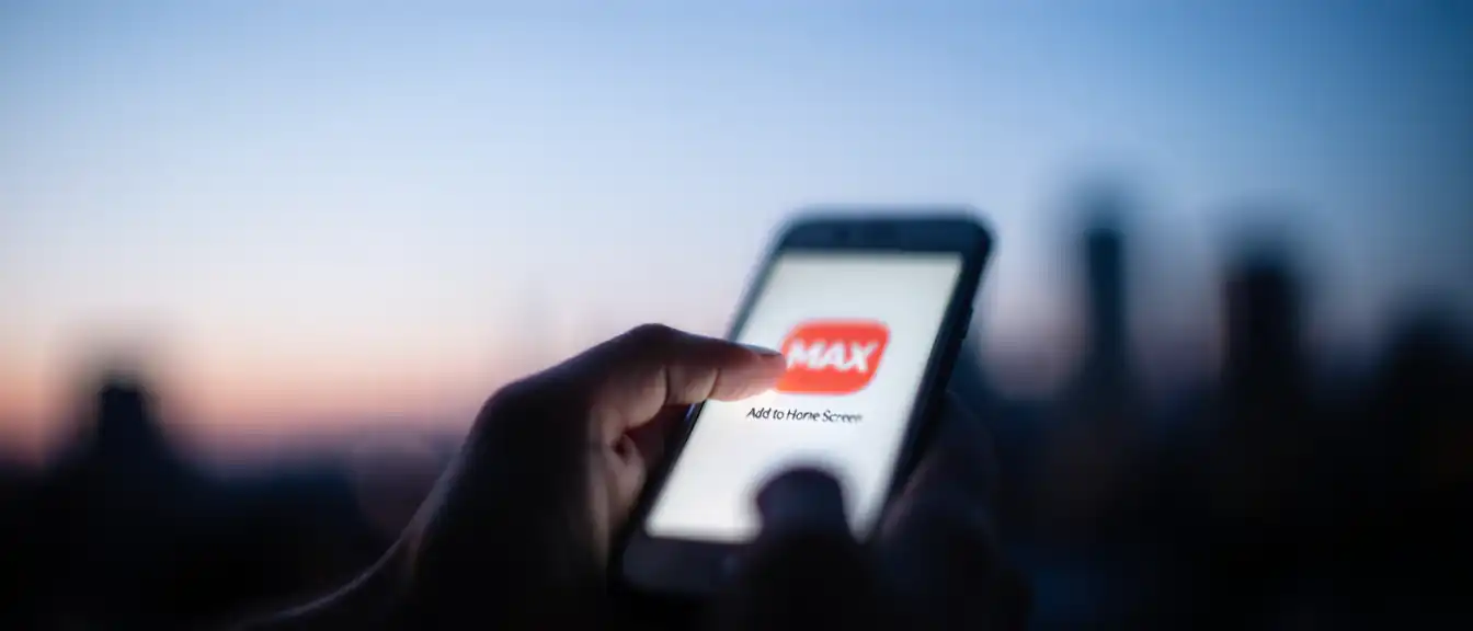 Десятимиллионная аудитория Apple перенесла платформу «Макс» в свои смартфоны