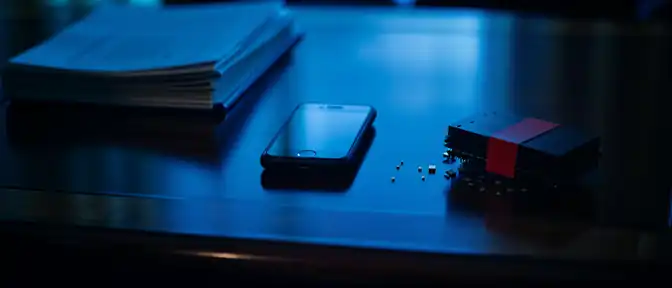 Битва за кремний: как Apple и Micron вынуждают Белый дом выбирать между дешевой электроникой и национальной безопасностью