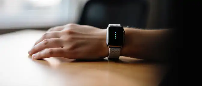 Apple готовит к выпуску новый фитнес-трекер без дисплея на волне успеха специализированных носимых устройств