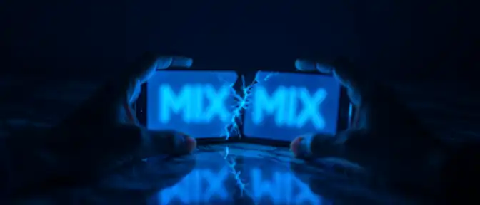 Битва за «микс»: телеком-гиганты обменялись судебными исками в попытке монополизировать слово