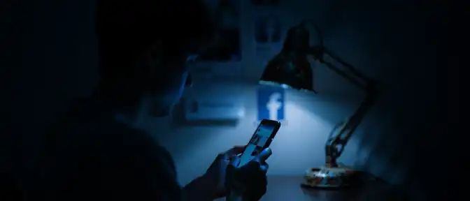 Маркировка нейросетевого контента станет обязательной для крупных интернет-платформ в России с марта 2027 года