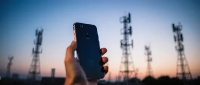 Появление сетей пятого поколения в России может принести владельцам iPhone доступ к технологиям 5G благодаря переговорам Максута Шадаева с Apple