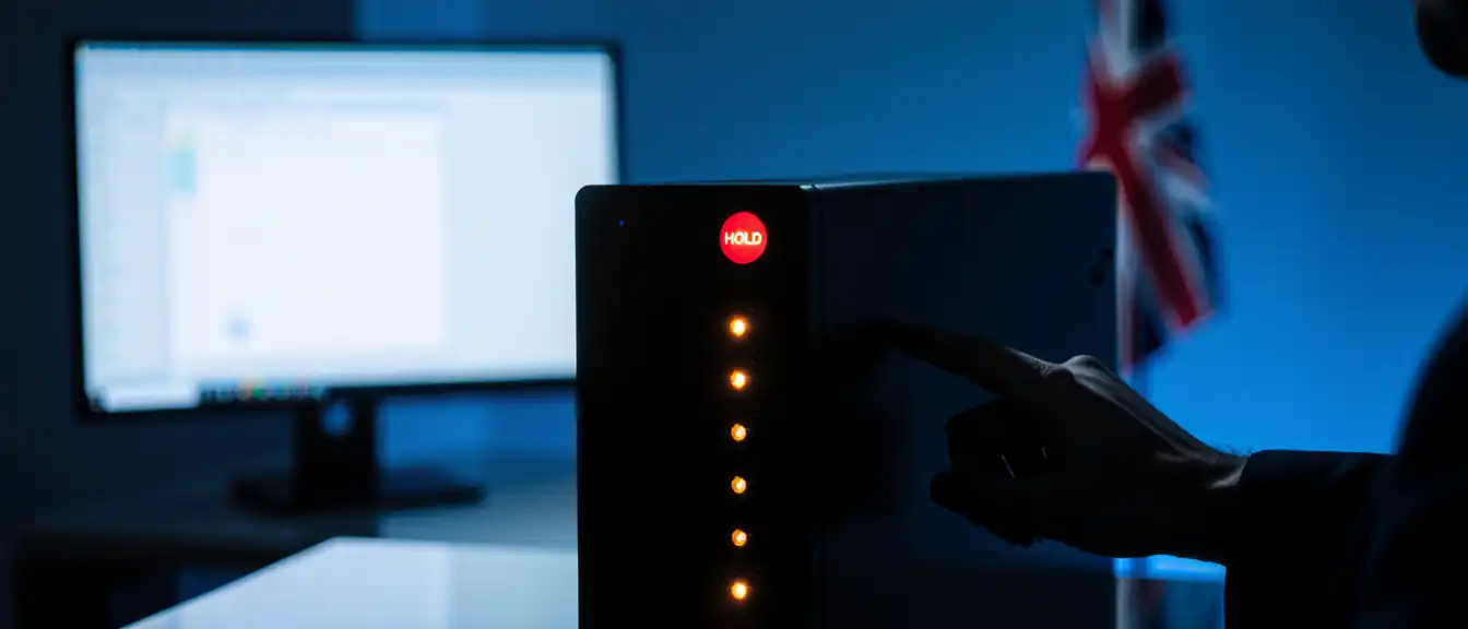 Вашингтон ограничивает доступ британских регуляторов к новым разработкам компаний OpenAI и Anthropic ради защиты технологического лидерства США